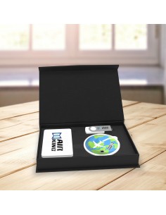 TRAVEL GIFT SET