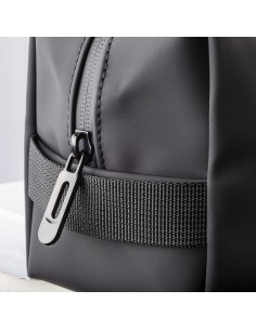 Beauty case in ecopelle water resistant con maniglia 2