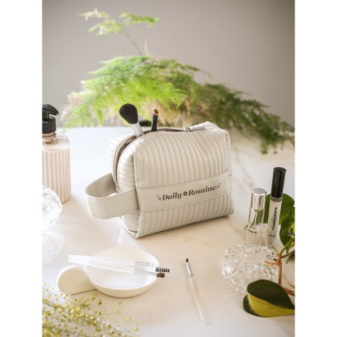 Beauty in pu trapuntato cm 18x14x8