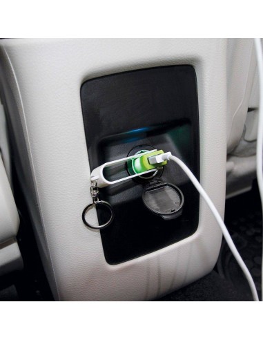 PORTACHIAVI CON ADATTATORE USB PER AUTO